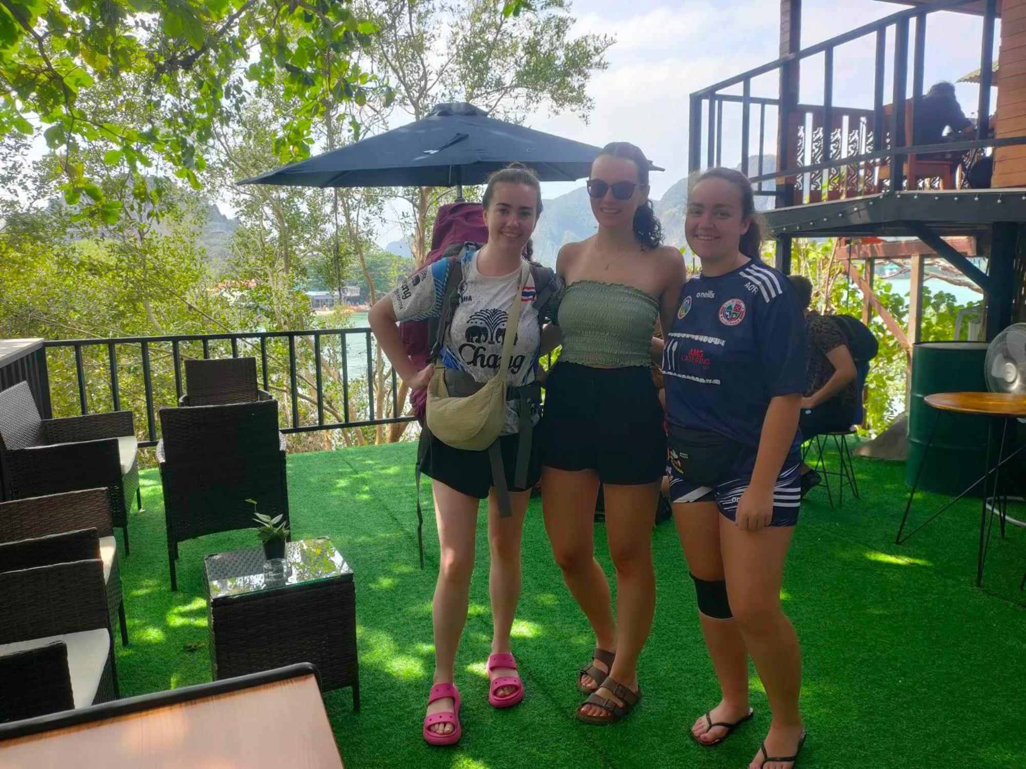 Sweed Dee Seaview Hostel Phi Phi-eilanden Buitenkant foto